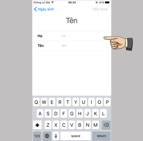 Bước 4: Nhập họ và tên sau đó "Tiếp theo".